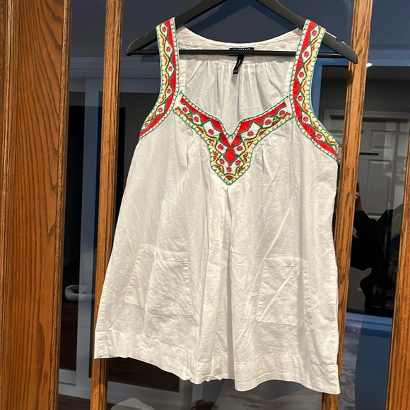 BUFFALO by DAVID BITTON | Cotyon embroidered tank - Picture 2 of 5